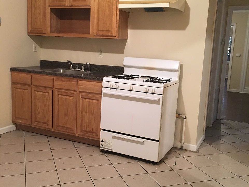 1st image of 36 Alexander Street # Fl 1ST