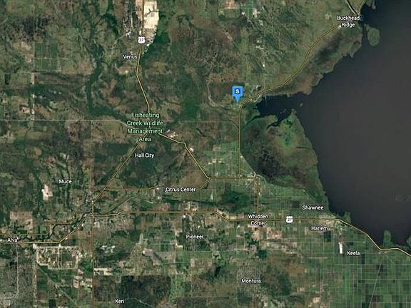 4th image of 1070 Red Barn Rd