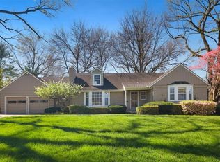 2711 W 67th Ter, Mission Hills, KS 66208