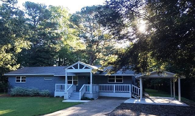 1st image of 901 Barnett Dr
