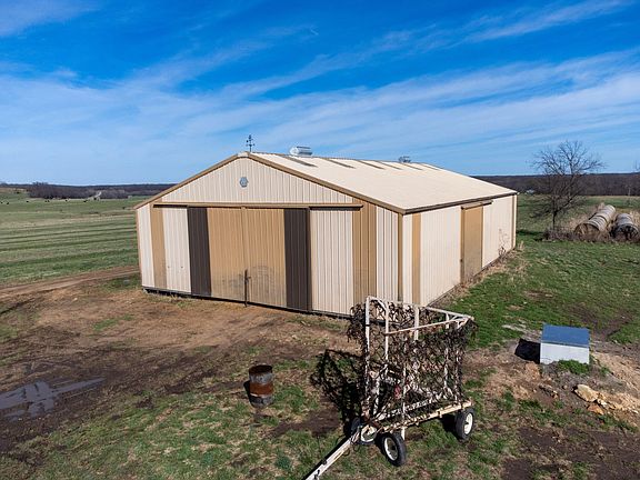 4th image of 3424 SE 75 Road