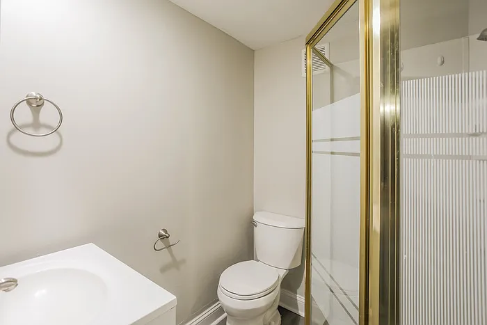 401 SE Westminister Rd — Photo 7