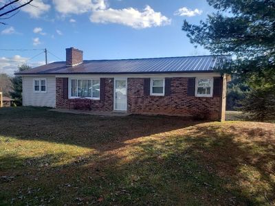 318 Clover St, Galax, VA, 24333