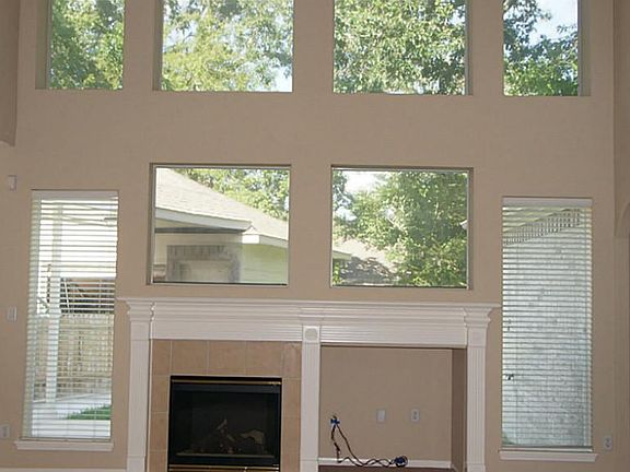 Lots of windows in living area