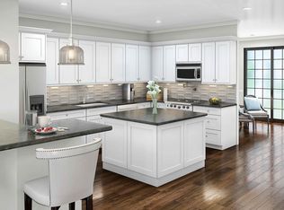 4 Hanover Rd #B-1, Florham Park, NJ 07932