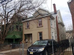 124-126 Osborne Ter, Newark, NJ