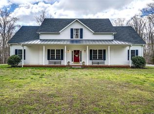 1555 Rock Castle Rd, Goochland, VA 23063