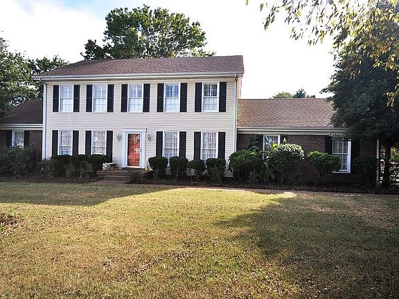 3rd image of 432 Cumberland Hills Dr