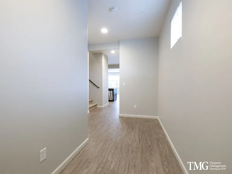 Columbia Hills Townhomes — Photo 14