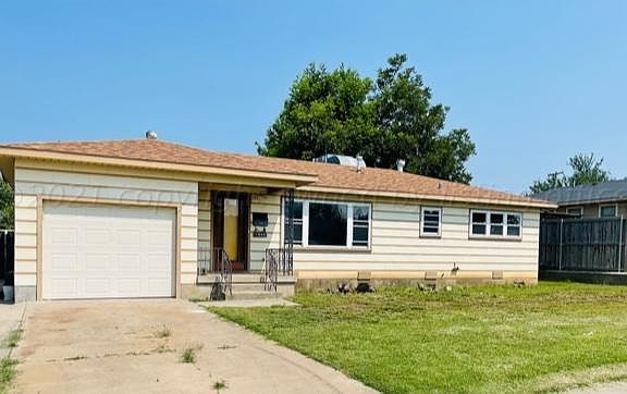 2nd image of 1906 Chestnut Dr