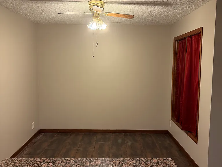 2523 Winding Way — Photo 4