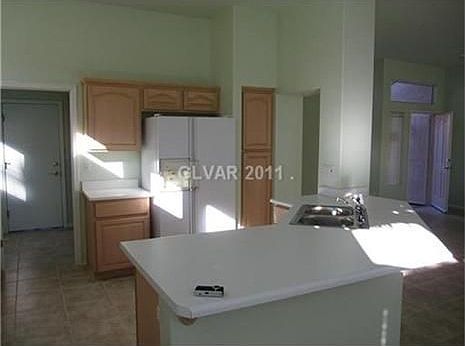 3rd image of 10025 Woodhouse Dr