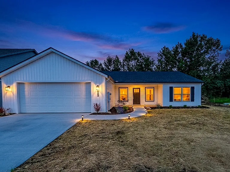 5363 Mallard Cir — Photo 2