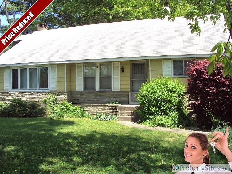 2008 Chipperfield Dr, Stroudsburg, PA 18360 Zillow