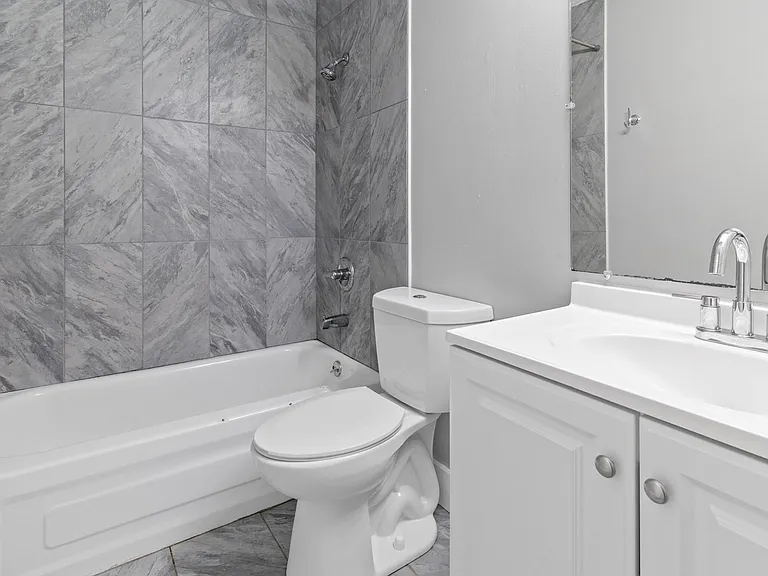 Fountainridge Apartments — Photo 43