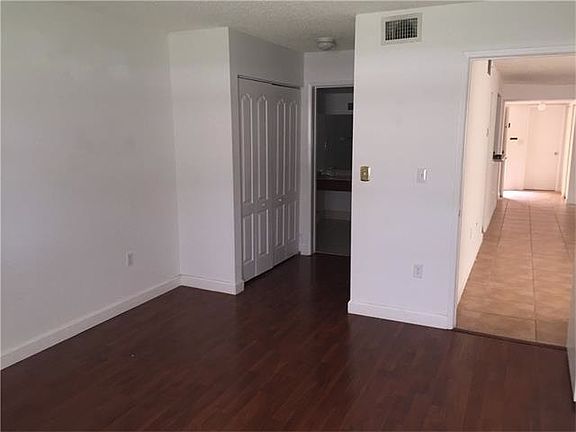 4th image of 4775 NW 97th Ct