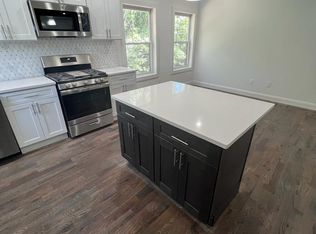 92 Bay St #2L, Montclair, NJ 07042