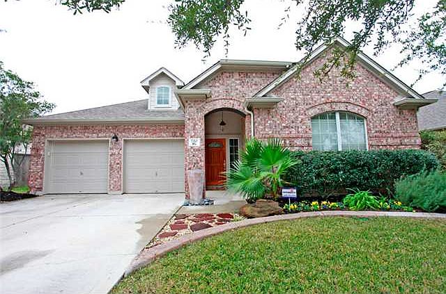 1st image of 720 Bent Wood Pl
