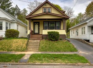28 Wallace St, Scotia, NY 12302
