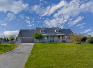 4590 Beards School Rd, Spring Grove, PA 17362