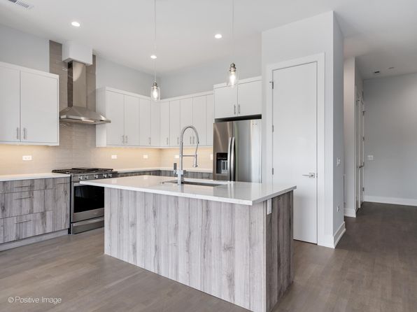 2137 W Madison St #411