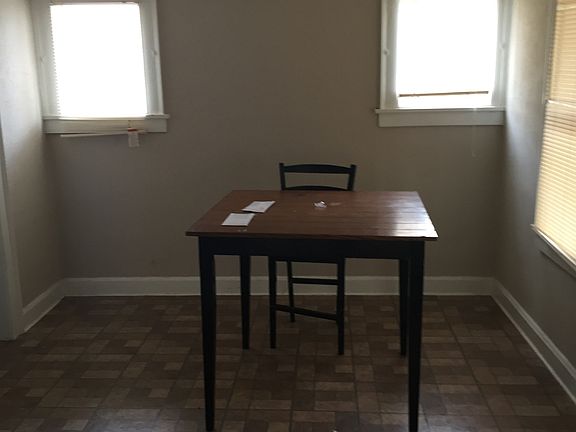 5th image of 1133 NW 12th St APT C