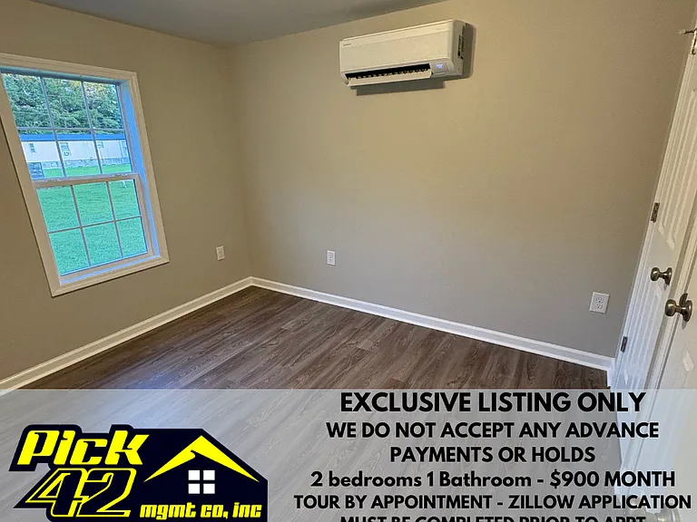 4635 Willow Ln — Photo 11