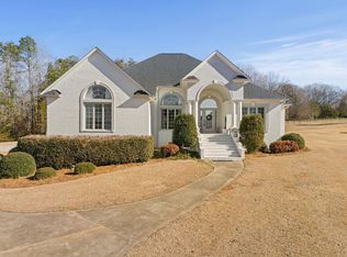 383 Benford Dr, Boiling Springs, SC 29316
