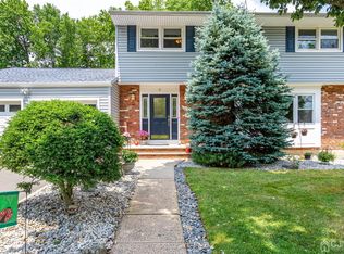 6 Calvert Ave E, Edison, NJ 08820