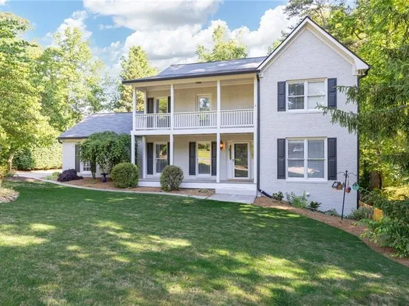 2697 S Arbor Dr, Marietta, GA 30066