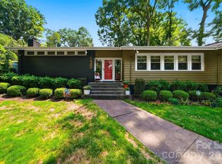 120 Woodland Dr, Morganton, NC 28655