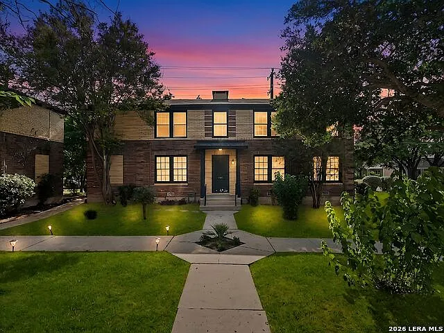 204 E Rosewood Ave #1 — Photo 3