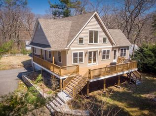 6 Beach Dr, Littleton, MA 01460