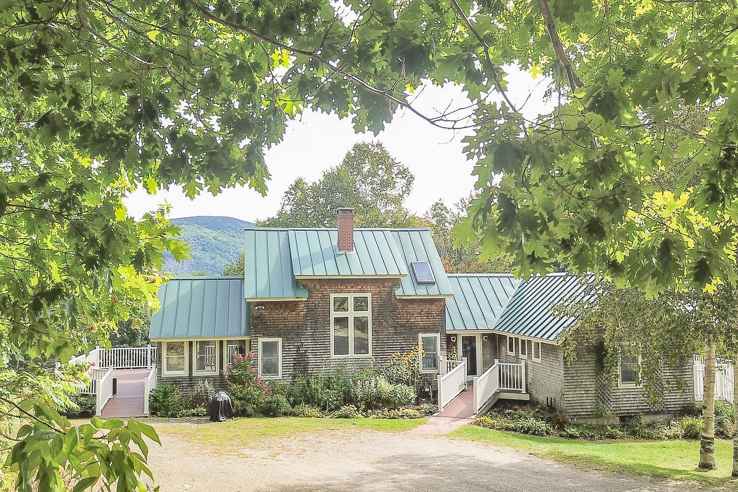 699 Hope Rd, Camden, ME 04843 Zillow