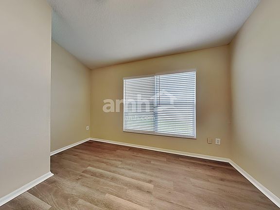 4th image of 9312 Hidden Water Cres