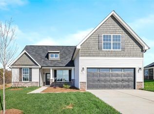 125 Rocky Maple Dr, King, NC 27021