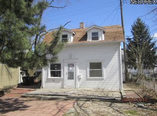 2137 Brown Rd, Lakewood, OH