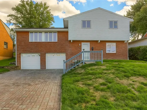 1247 Raven Dr, Pittsburgh, PA 15243