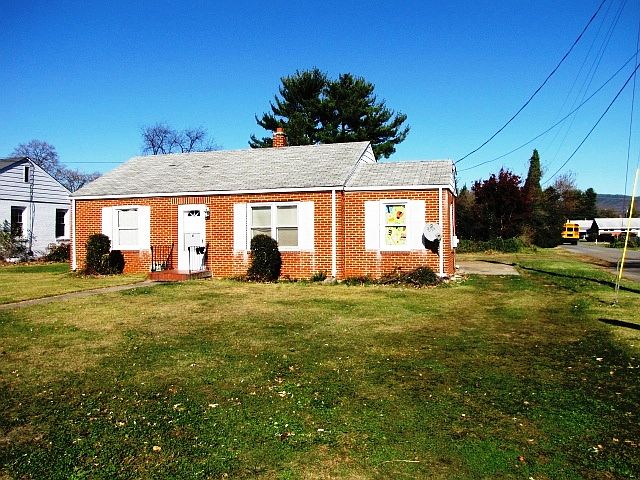 1st image of 4803 Eden Dr NW