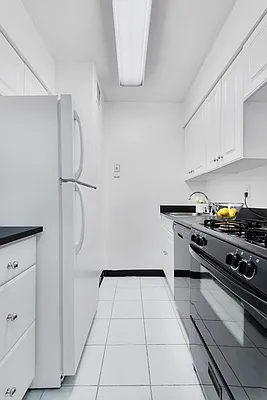 Rented by Cooper & Cooper Real Estate | media 10