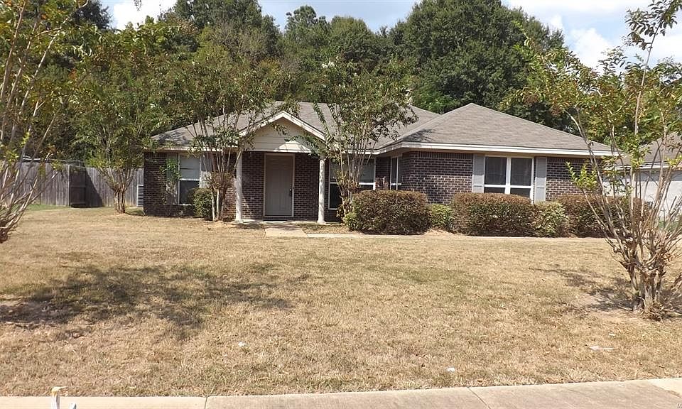 1st image of 6021 Tamarack Dr