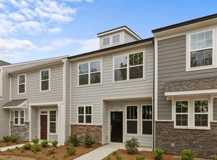 4113 Walking Ridge Rd, Charlotte, NC 28208