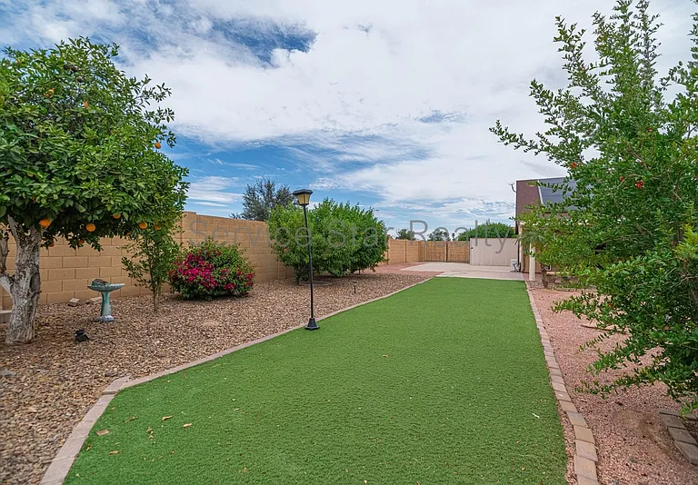 7730 W Shaw Butte Dr — Photo 20