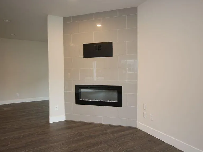 229 179th Pl SW — Photo 4