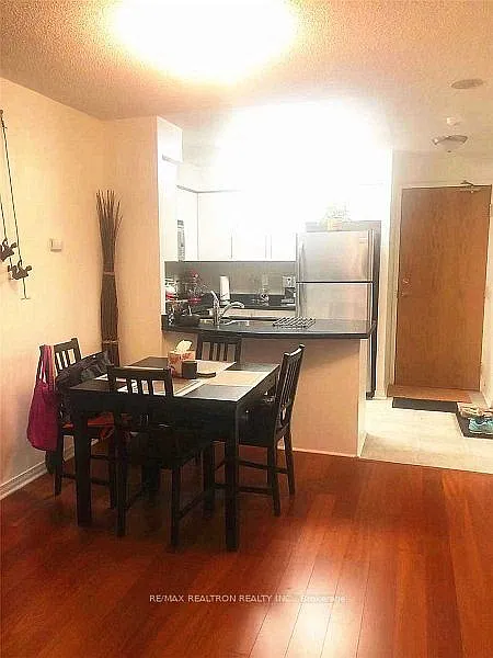 2 bed, $2,780 — Photo 2