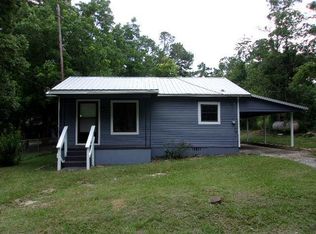 214 Church St, Douglas, GA 31533