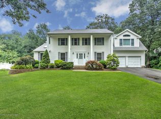 19 Jenny Ln, Jackson, NJ 08527