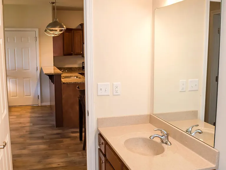 Inverness Apartments — Photo 3