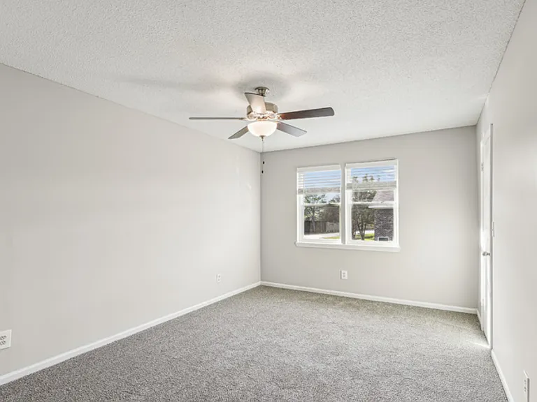 Rosewood Townhomes — Photo 7