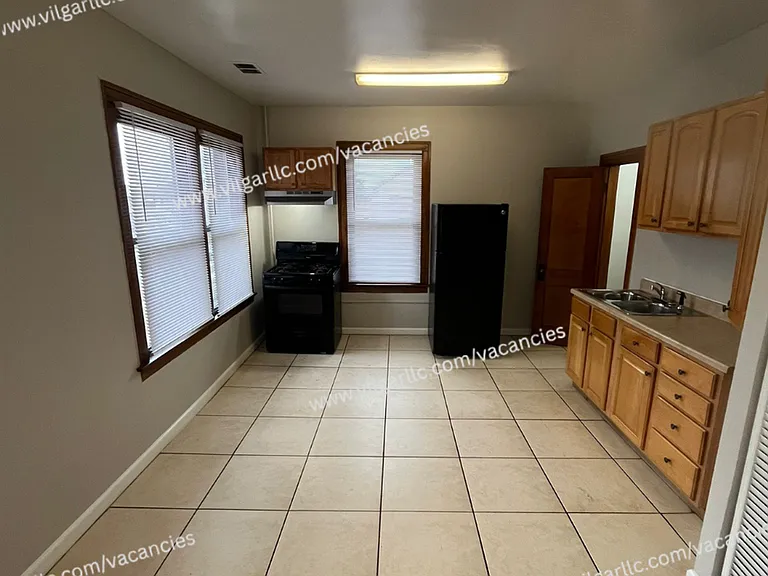 461 Hayes St — Photo 4
